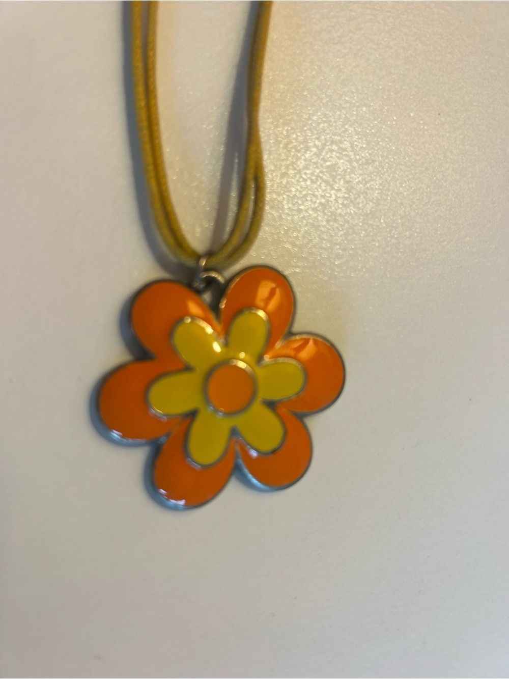 Vintage Yellow and Orange Flower Pendant Necklace - Women Accessories